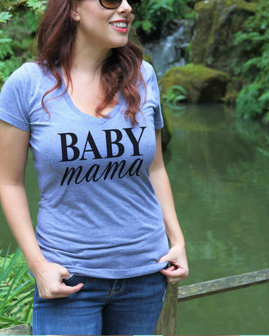 Best Gift Ever Baby Feet Maternity V Neck Shirt